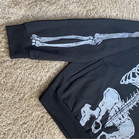 Skeleton Print Black Zip-Up Hoodie - Picture 2 of 3